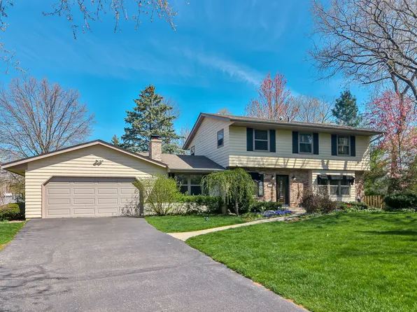 5244 Spring Brook Rd, Rockford, IL 61114