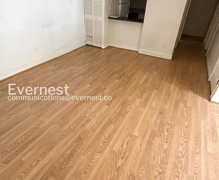 201 N Emory Dr #4 — Photo 5