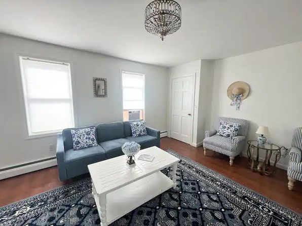 5 Murphy Ave #1