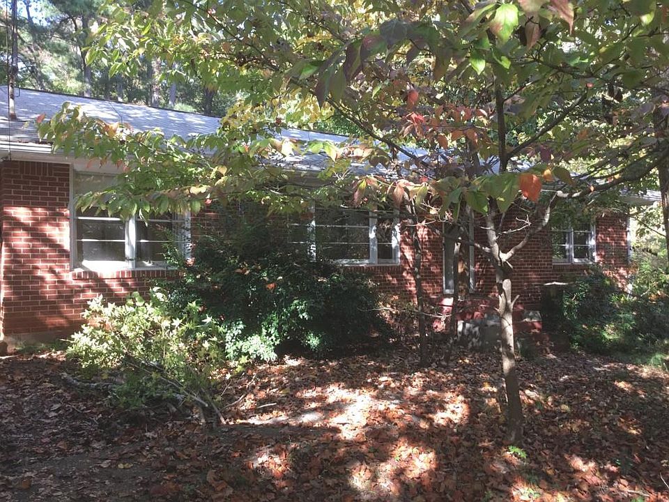 1st image of 4120 Brownlee Dr