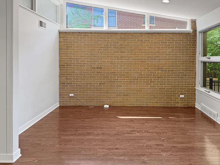 1131 N Oak Park Ave — Photo 5