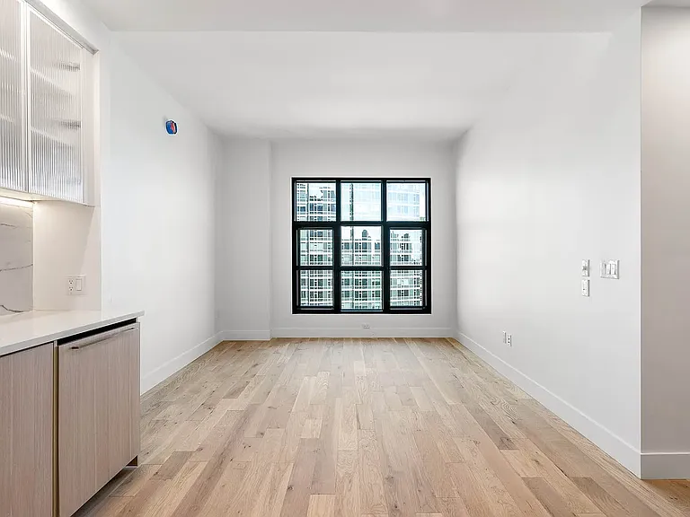 69 Adams St #23D — Photo 5