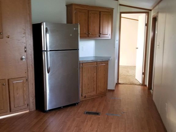 5th image of 360 Mozart Dr