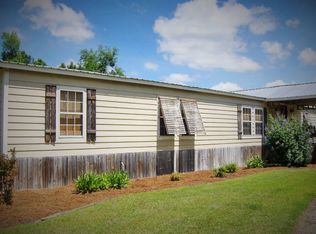 1275 White Dr NE, Townsend, GA 31331