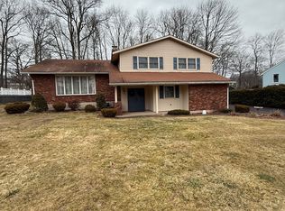 149 Hightower Rd, Southington, CT 06489