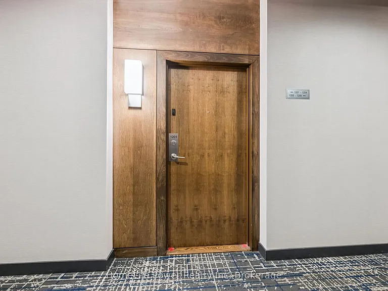 1 Hurontario St #1201 — Photo 11