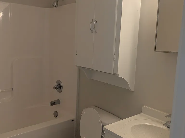 661 Crawford Rd — Photo 17