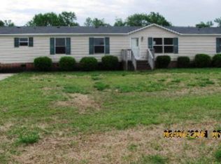 281 Woodland Church Rd, Dudley, NC 28333