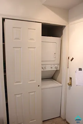 Rented by EXR | media 9