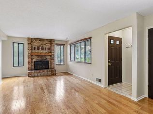 9357 Ranchview Ln N, Maple Grove, MN 55369