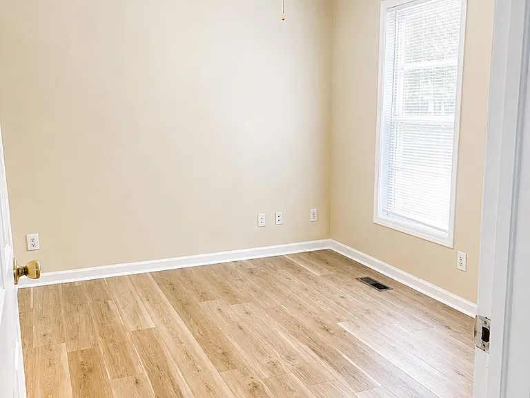 2905 Archer Rd — Photo 9
