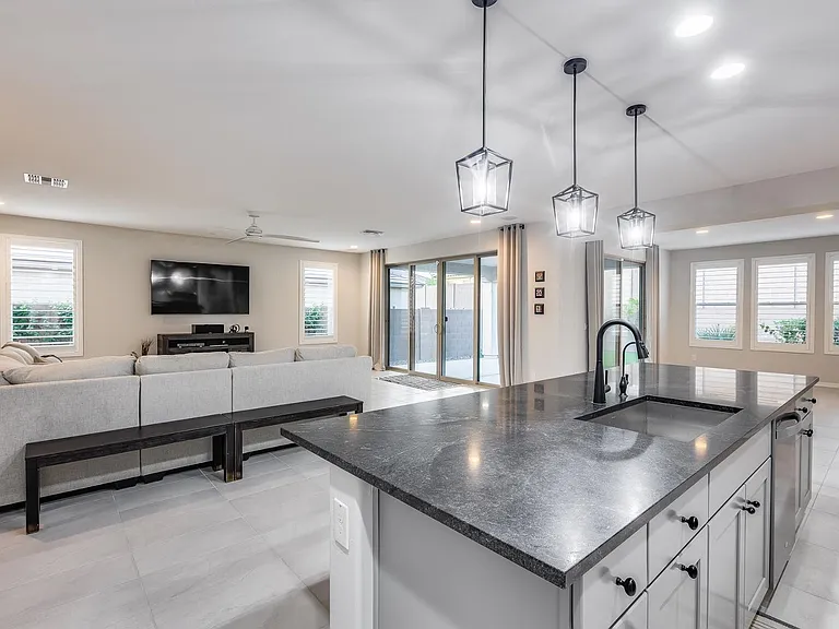 7308 W Tombstone Trl — Photo 33
