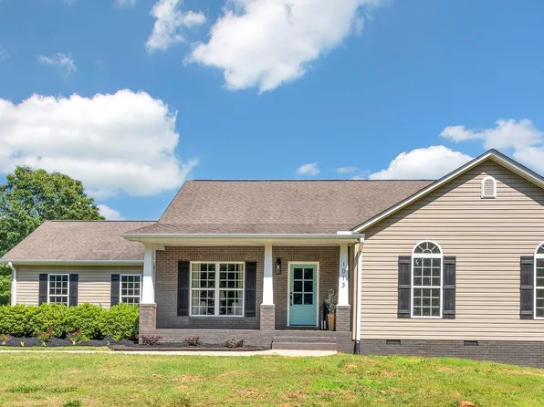 1013 Pearson Rd, Woodruff, SC 29388