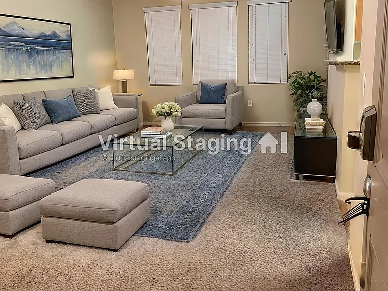 100 Moon Cir #700 — Photo 2