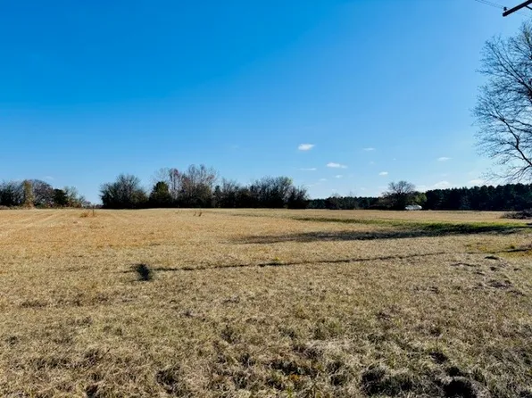 954 County Road 1813, Yantis, TX 75497