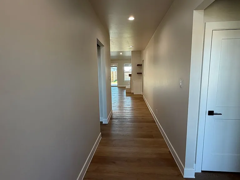 7802 Enderby Ln — Photo 3