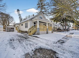 1005 Fletcher St, Owosso, MI 48867