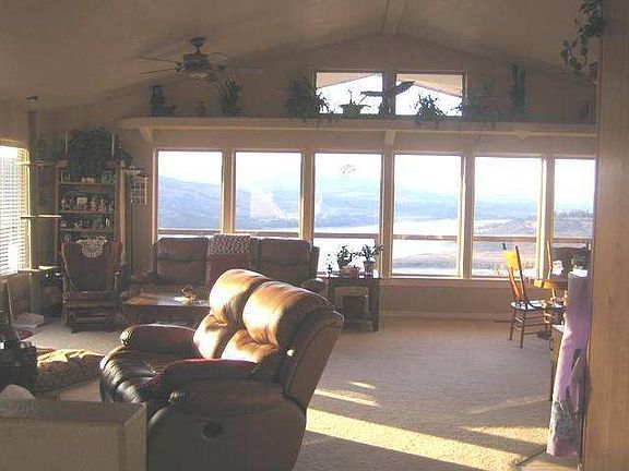 4th image of 42810 Deer Heights Dr N