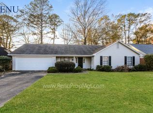 4037 Torrey Pines Dr, Byram, MS 39272