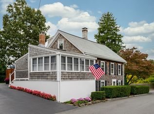 11 Green St, Hingham, MA 02043