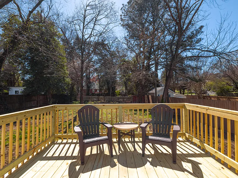 6525 W Grace St — Photo 46