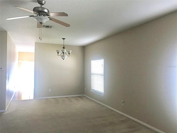 3rd image of 105 Coral Reef Ct