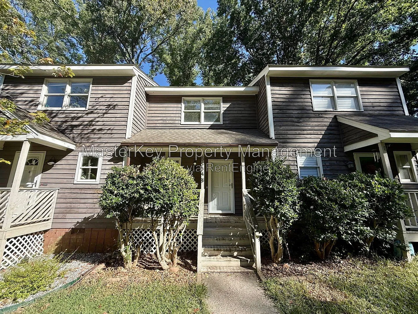 2 bed, 1.5 bath, 918 sqft, $1,650 — Photo 1