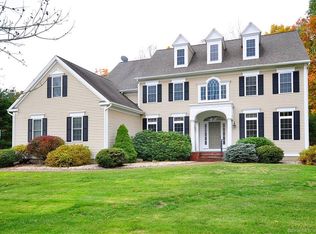 77 Garden Gate, Farmington, CT 06032