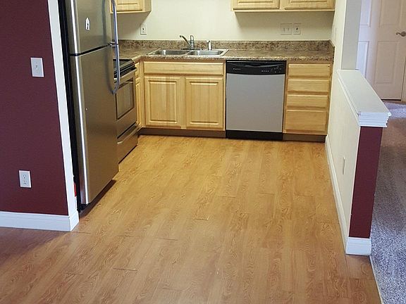 2nd image of 1599 Eden Park Dr APT 7