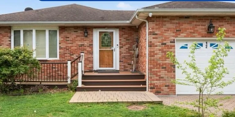 12 Pinelawn Ave — Photo 1