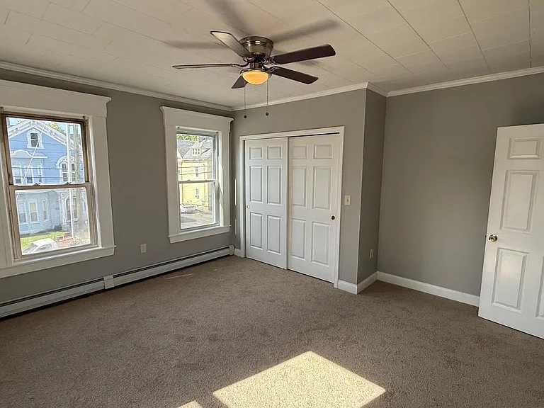 152 Pearl St #2 — Photo 16