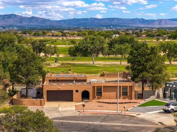 3100 Vista Del Sur St NW, Albuquerque, NM 87120