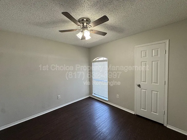 459 Little Valley Ct — Photo 15