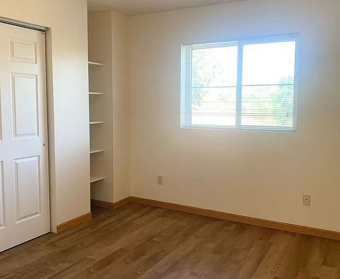816 S College Ave #1 — Photo 6