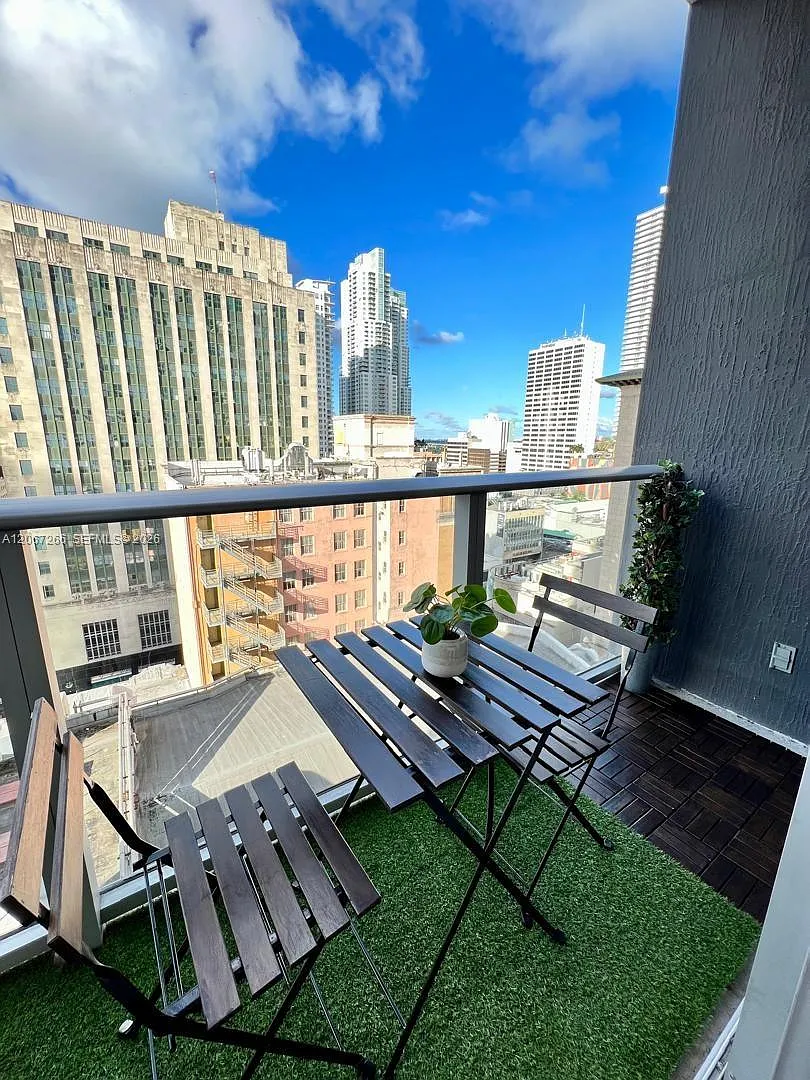 1 bed, 430 sqft, $2,500 — Photo 4