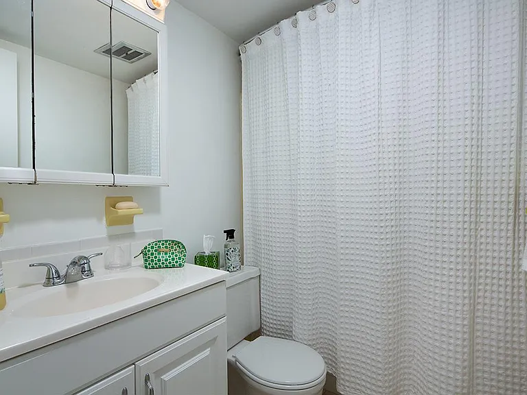 72 7th St S #309 — Photo 15