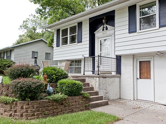 2nd image of 6540 Medford Ln NE