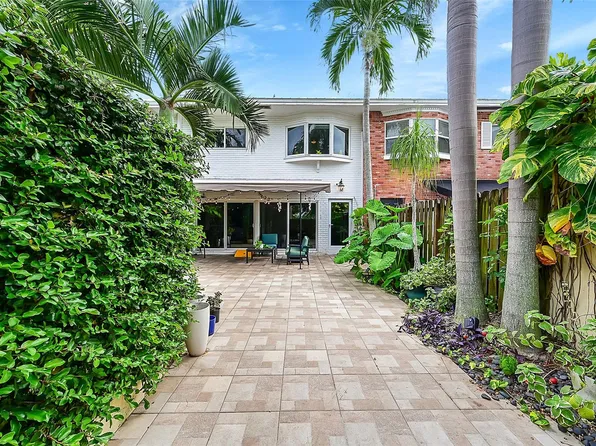 6 Hathaway Lane, Wilton Manors, FL 33305