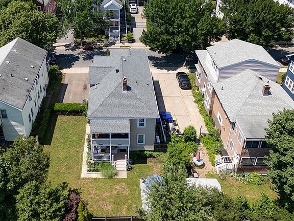 4th image of 67 Webster St #2