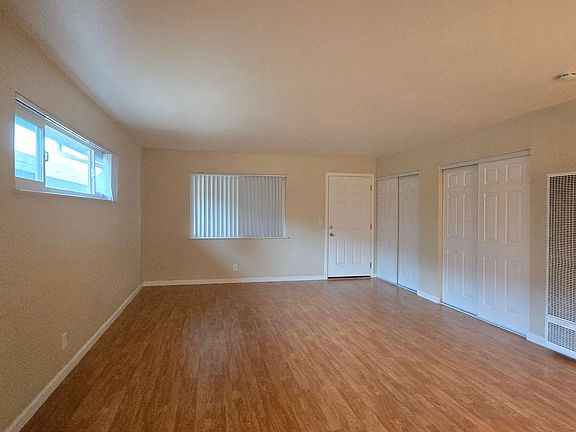 5th image of 3036-3024 Huff Ave #28
