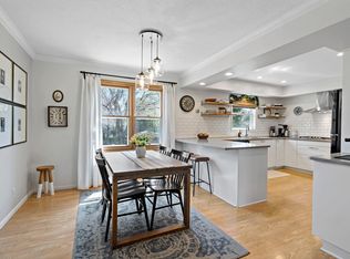 1584 Lancaster Ln, Eagan, MN 55122
