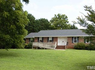 32 Old Goldston Rd, Pittsboro, NC 27312