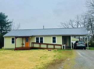 96 W Prospect Rd, Fayetteville, TN 37334