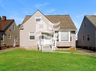 14212 Saint James Ave, Cleveland, OH 44135
