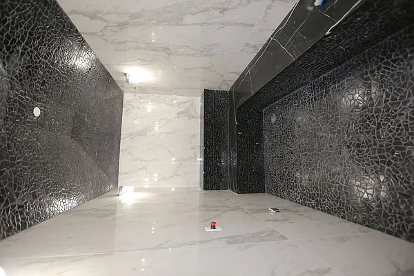 Sold by 1 Meridian Realty | media 12