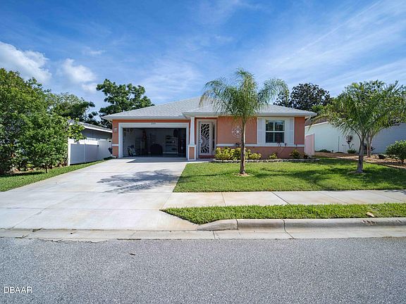 4th image of 209 Sunrise Cove Cir