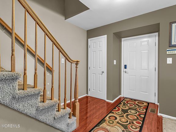 3rd image of 63 Diamond Lane