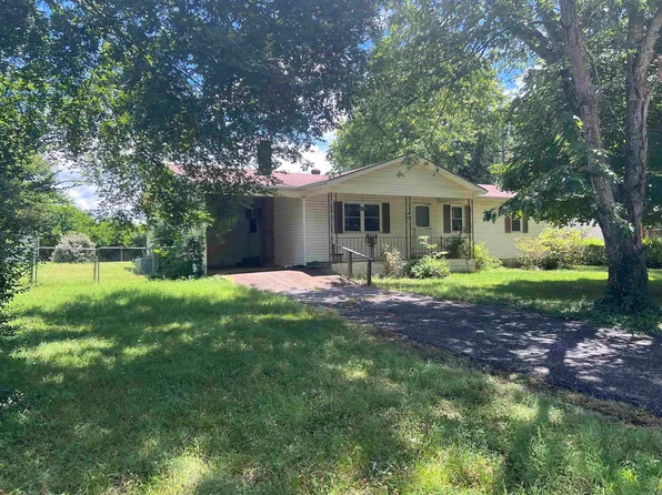 402 Baxter Ave, Mountain View, AR 72560