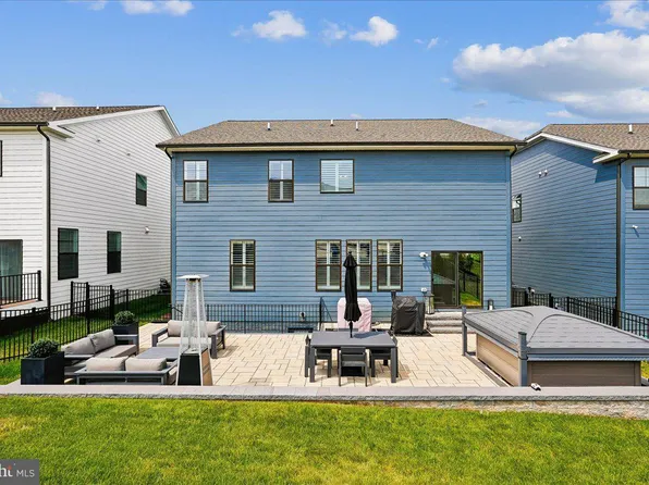 809 Foundry St, Frederick, MD 21701