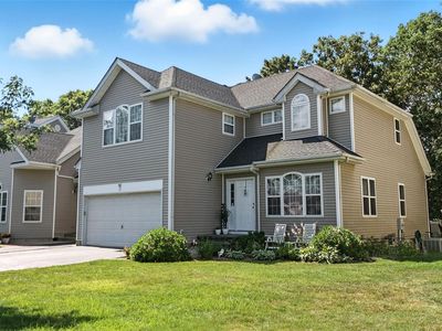 33 Sunflower Ridge Road, South Setauket, NY, 11720